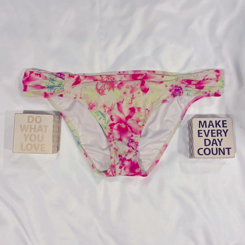 Victoria’s Secret Bikini Bottom